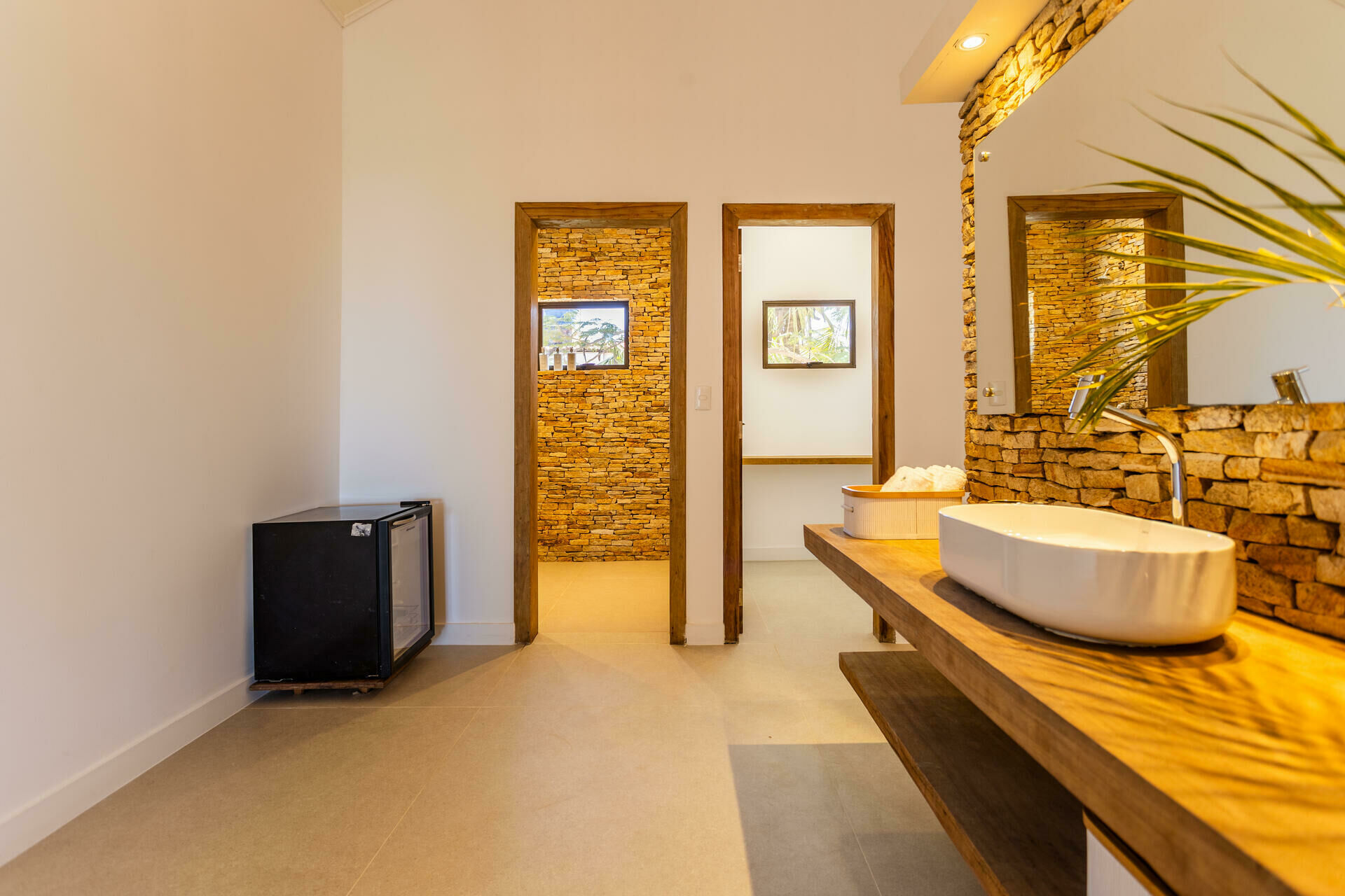 Villa Florens   Suíte Principal -  Foto Thiago Faquineli-11